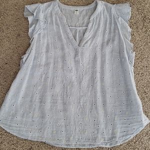 Old Navy Blue blouse with striping & daisy design